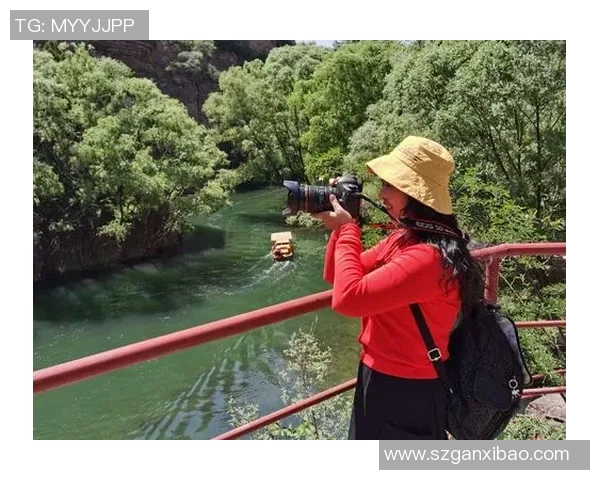 每日一星聚焦世界足坛传奇巨星精彩瞬间与独特风采